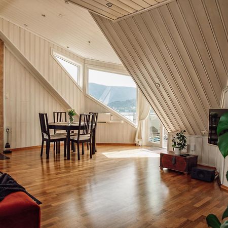 Panorama Apartment With 360 View Of The City Alesund Ngoại thất bức ảnh